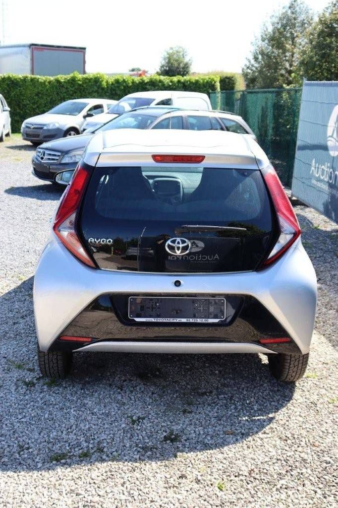 Pkw Toyota Aygo Benzin 72 PS 2020 (Marge)