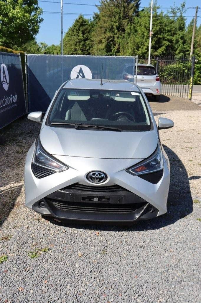 Pkw Toyota Aygo Benzin 72 PS 2020 (Marge)