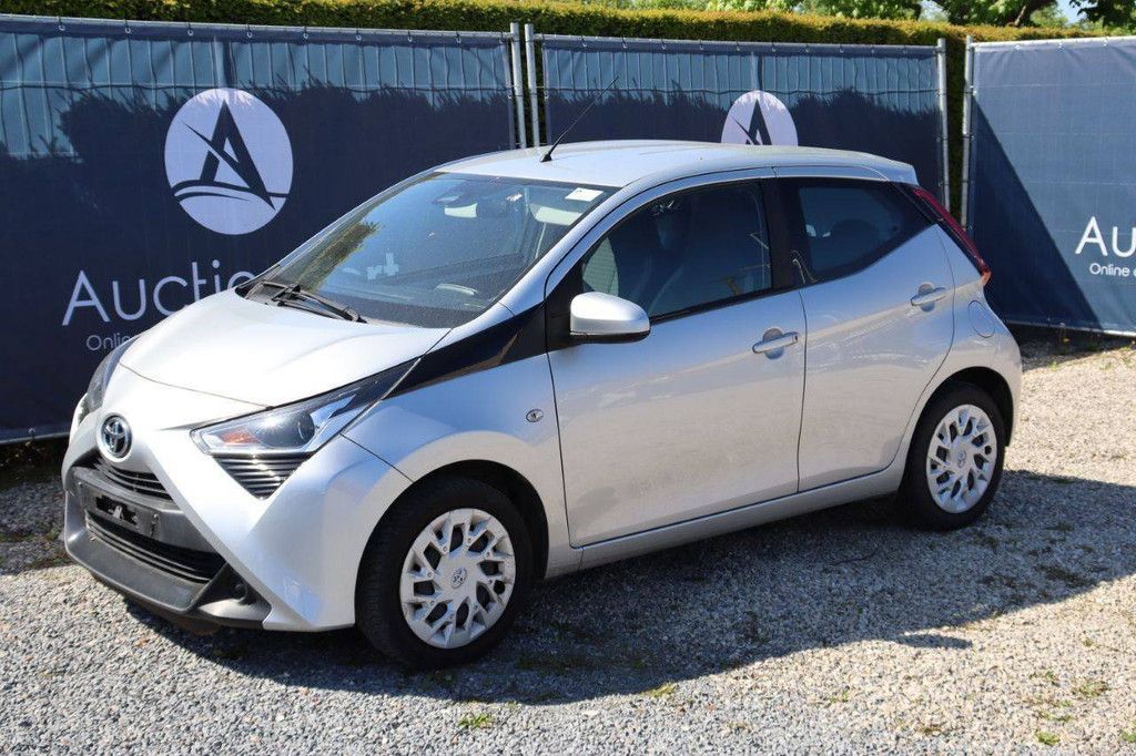 Pkw Toyota Aygo Benzin 72 PS 2020 (Marge)