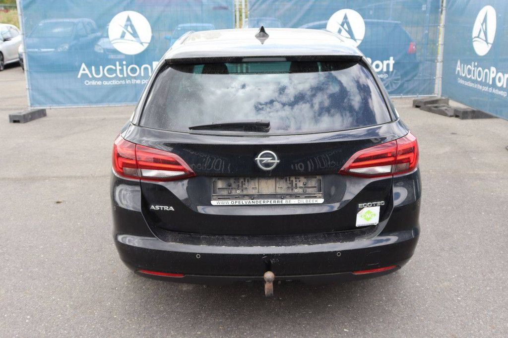Pkw Opel Astra Benzin+CNG 110 PS 2018 (Marge)
