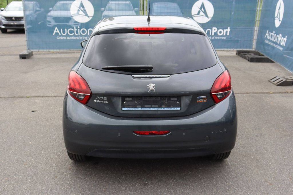 Pkw Peugeot 208 Benzin 82 PS 2016 (Margin)