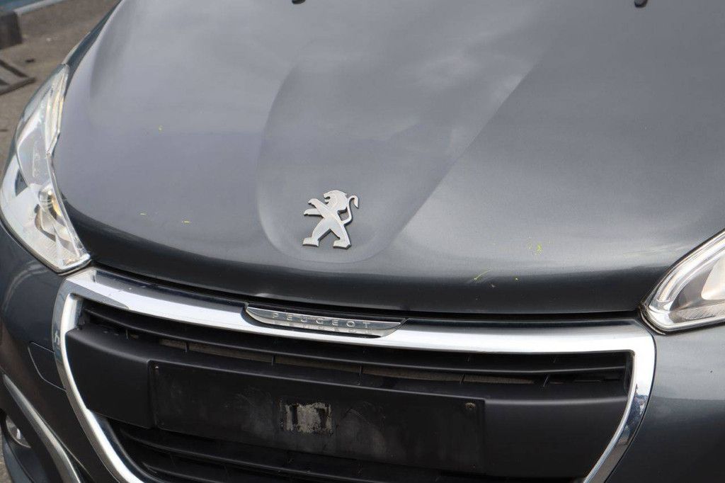 Pkw Peugeot 208 Benzin 82 PS 2016 (Margin)