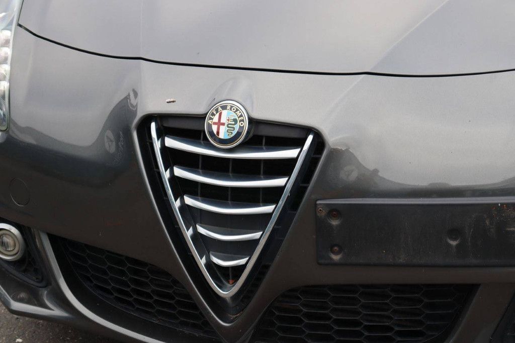 Pkw Alfa Romeo Giulietta Benzin 170 PS 2015 (Marge)
