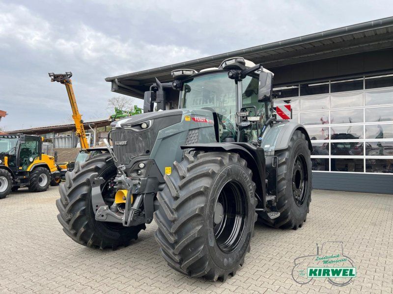 Fendt 832 Vario Gen5