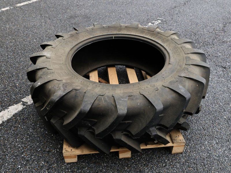 Michelin 14.9 R28 XM25P  Agribib