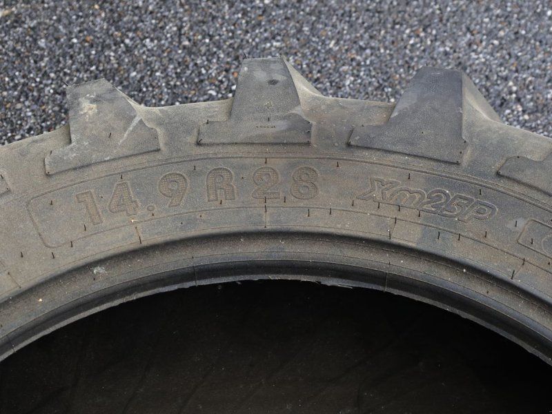 Michelin 14.9 R28 XM25P  Agribib