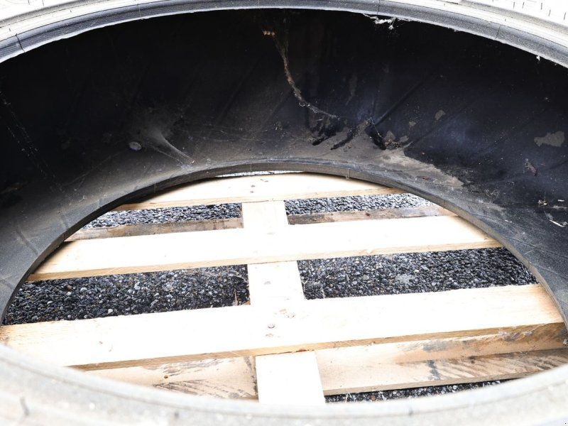 Michelin 14.9 R28 XM25P  Agribib