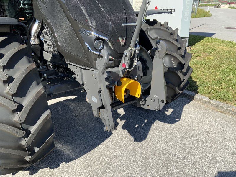 Valtra A 115