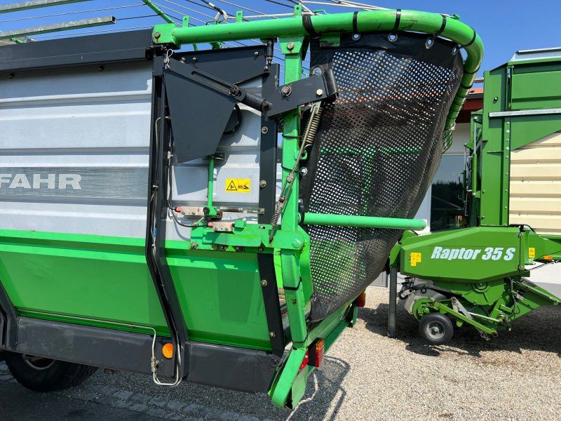 Deutz-Fahr K 7.36 Ladewagen mit einer guten Ausstattung
