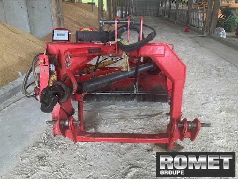 RF1800