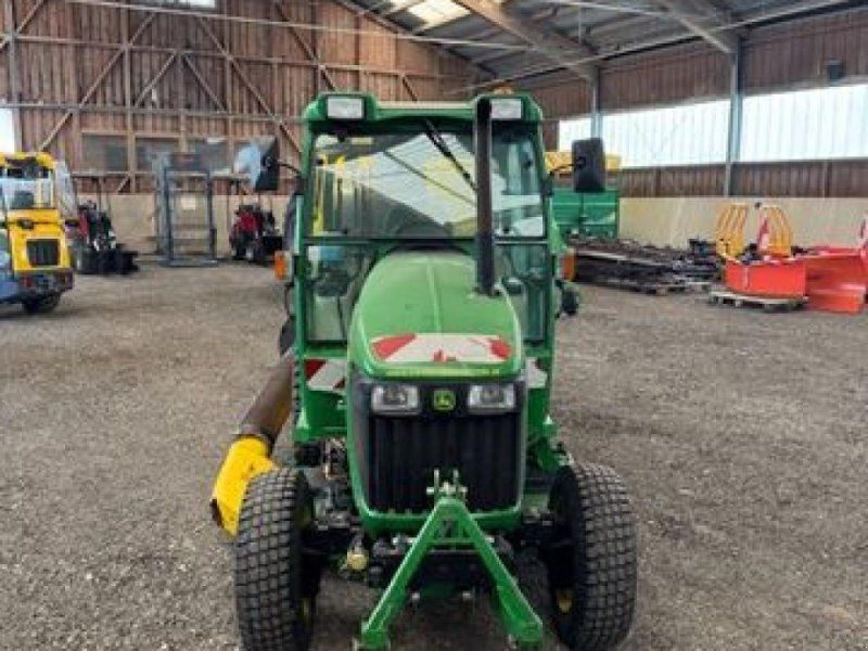 John Deere 3720