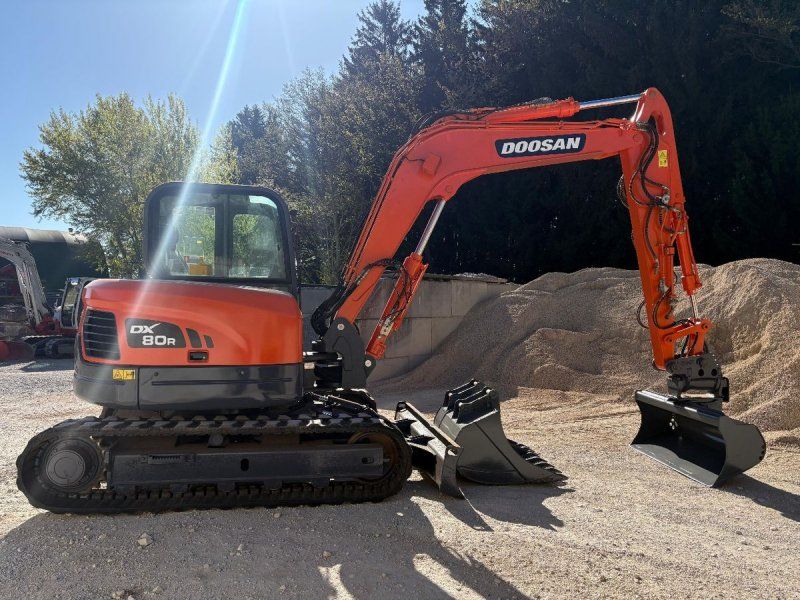 Doosan DX80R