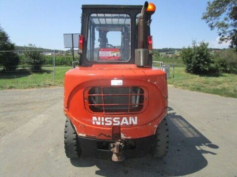 Nissan 4 Ton.-Tripl-FH 4,5m + Seitenschieber