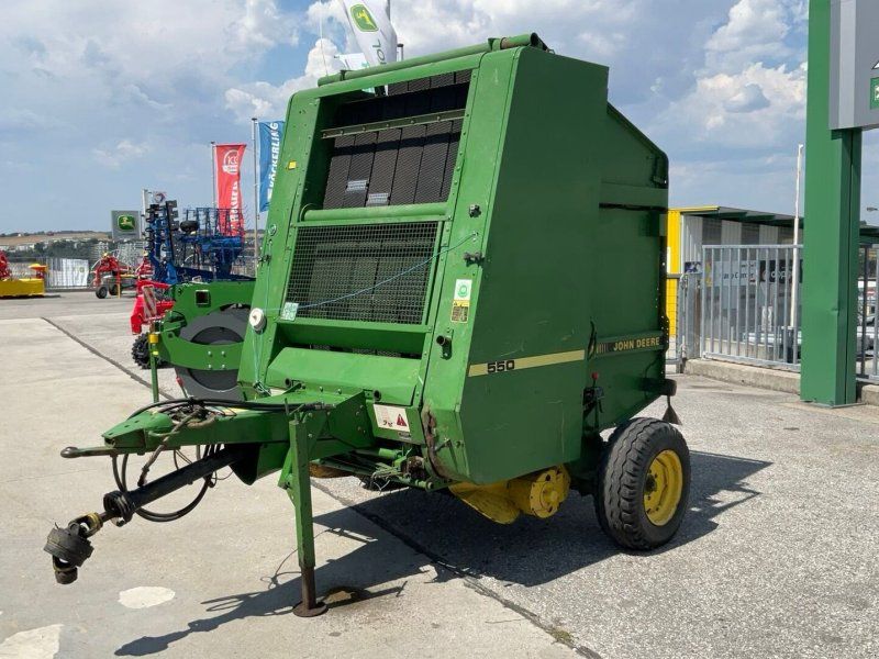 John Deere 550