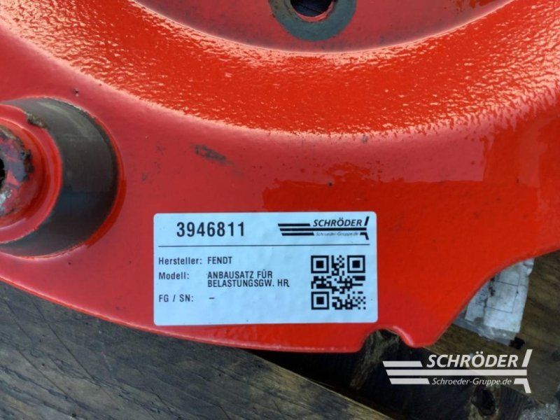 Fendt ANBAUSATZ / ADAPTERPLATTEN RADGEWICHTE