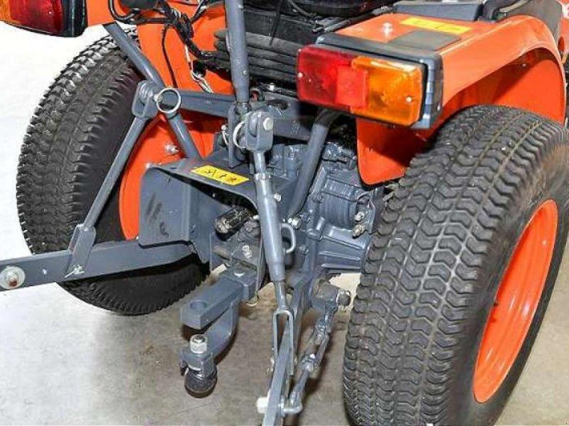 Kubota B1620