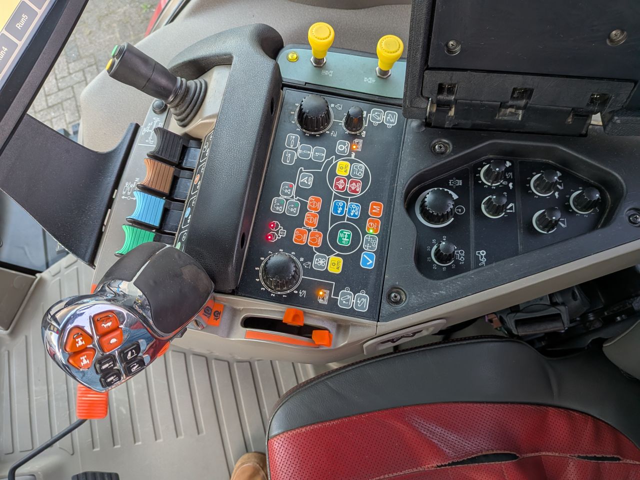 Case IH Optum 300 CVX afs