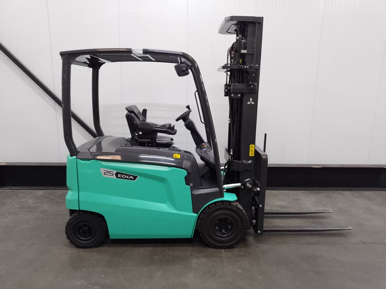 Mitsubishi FB25CN, electric forklift, 2022 125h New condition!