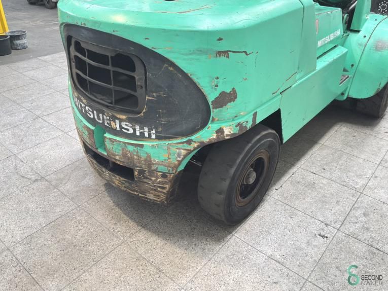 Forklifts Diesel Mitsubishi FD50K 2005