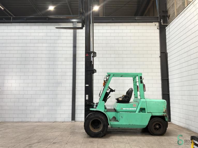 Forklifts Diesel Mitsubishi FD50K 2005