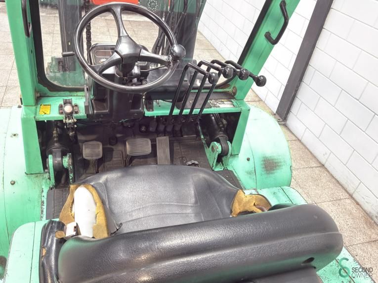 Forklifts Diesel Mitsubishi FD50K 2005