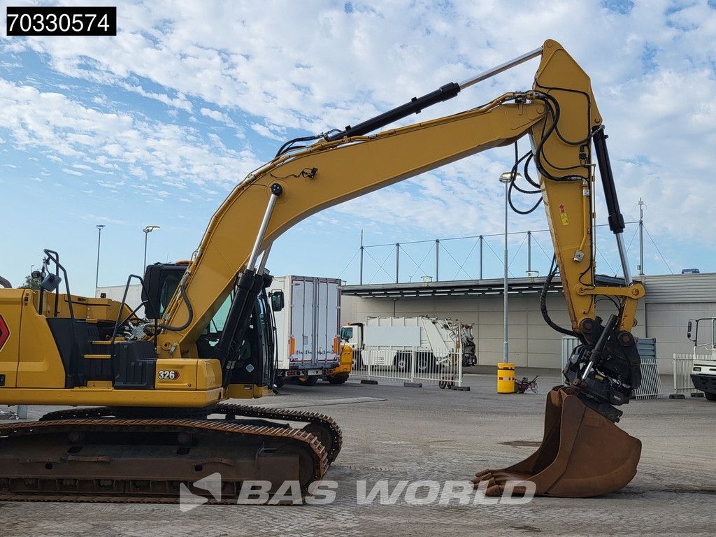 Caterpillar 326 -07A Tiltrotator - 2 Buckets