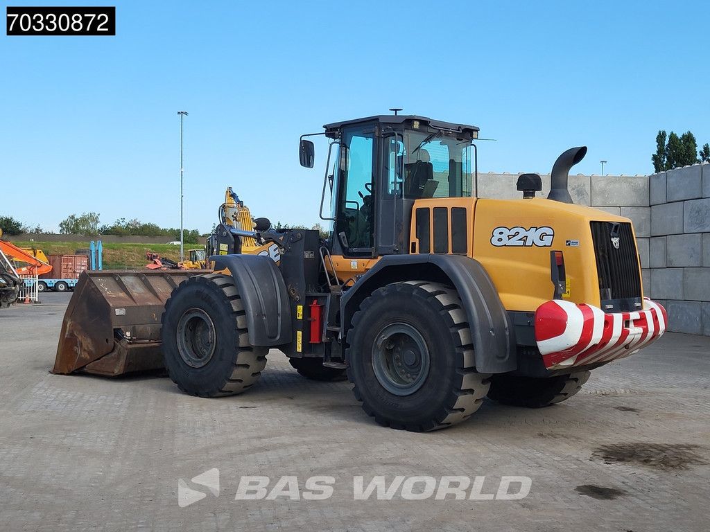 CASE 821 G