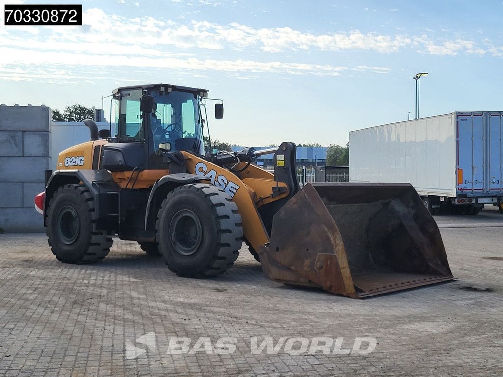 CASE 821 G
