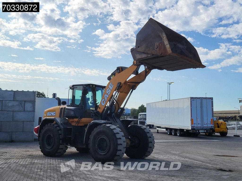 CASE 821 G