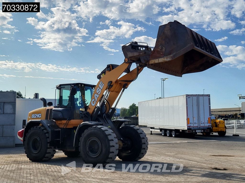 CASE 821 G