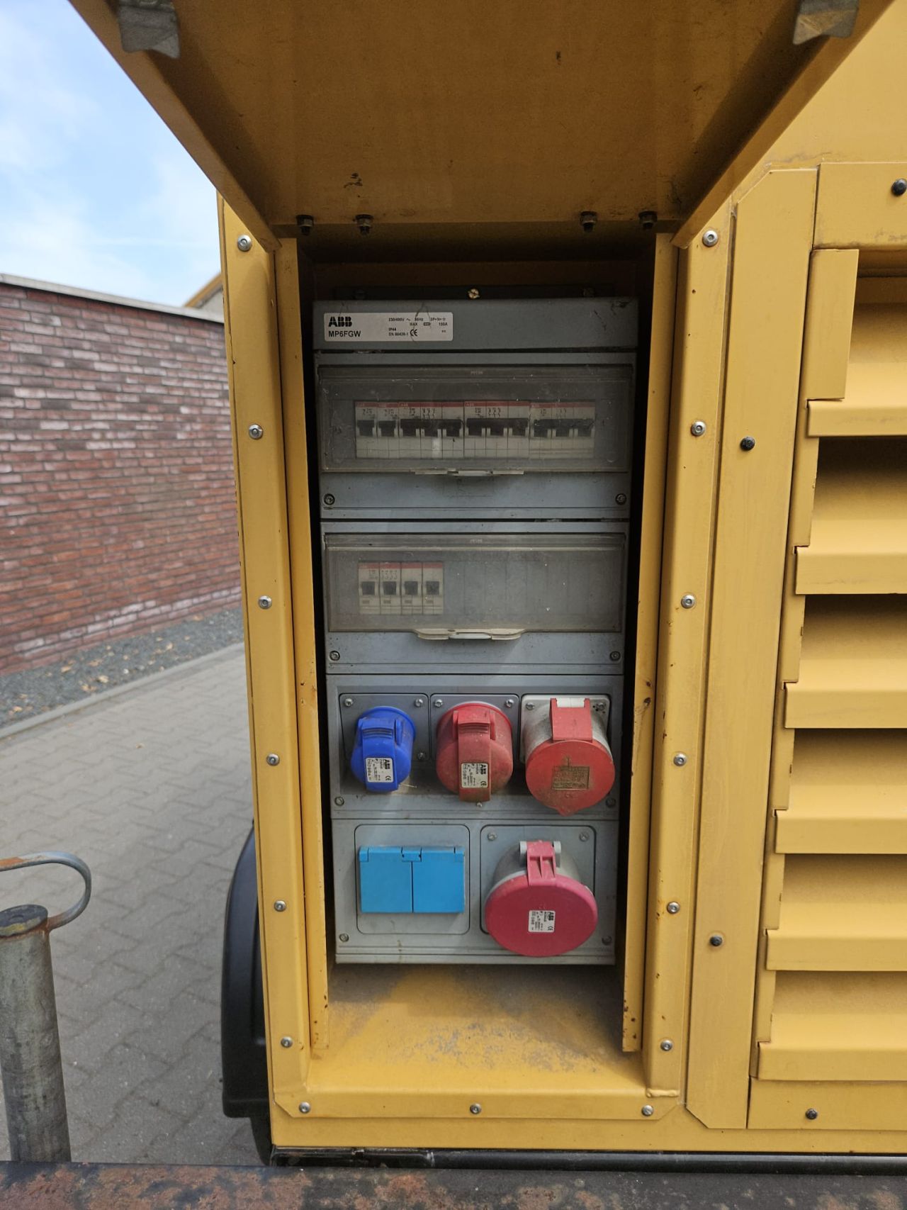 30 KVA Caterpillar GEP30