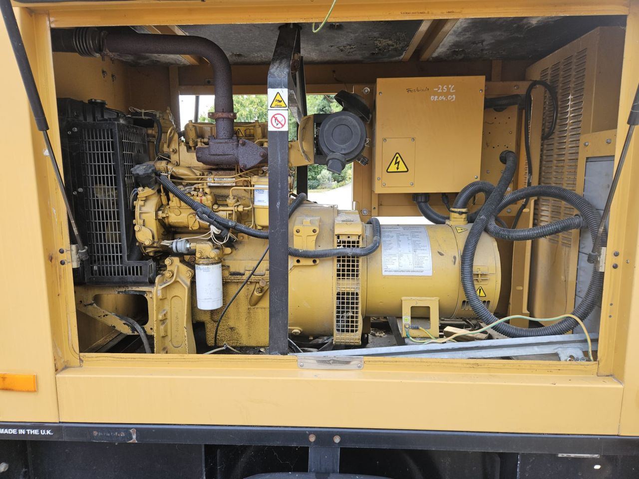 30 KVA Caterpillar GEP30
