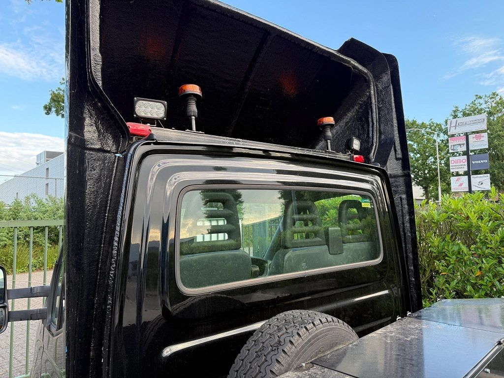 BE COMBINATIE IVECO DAILY 35C18 JEEP-AS