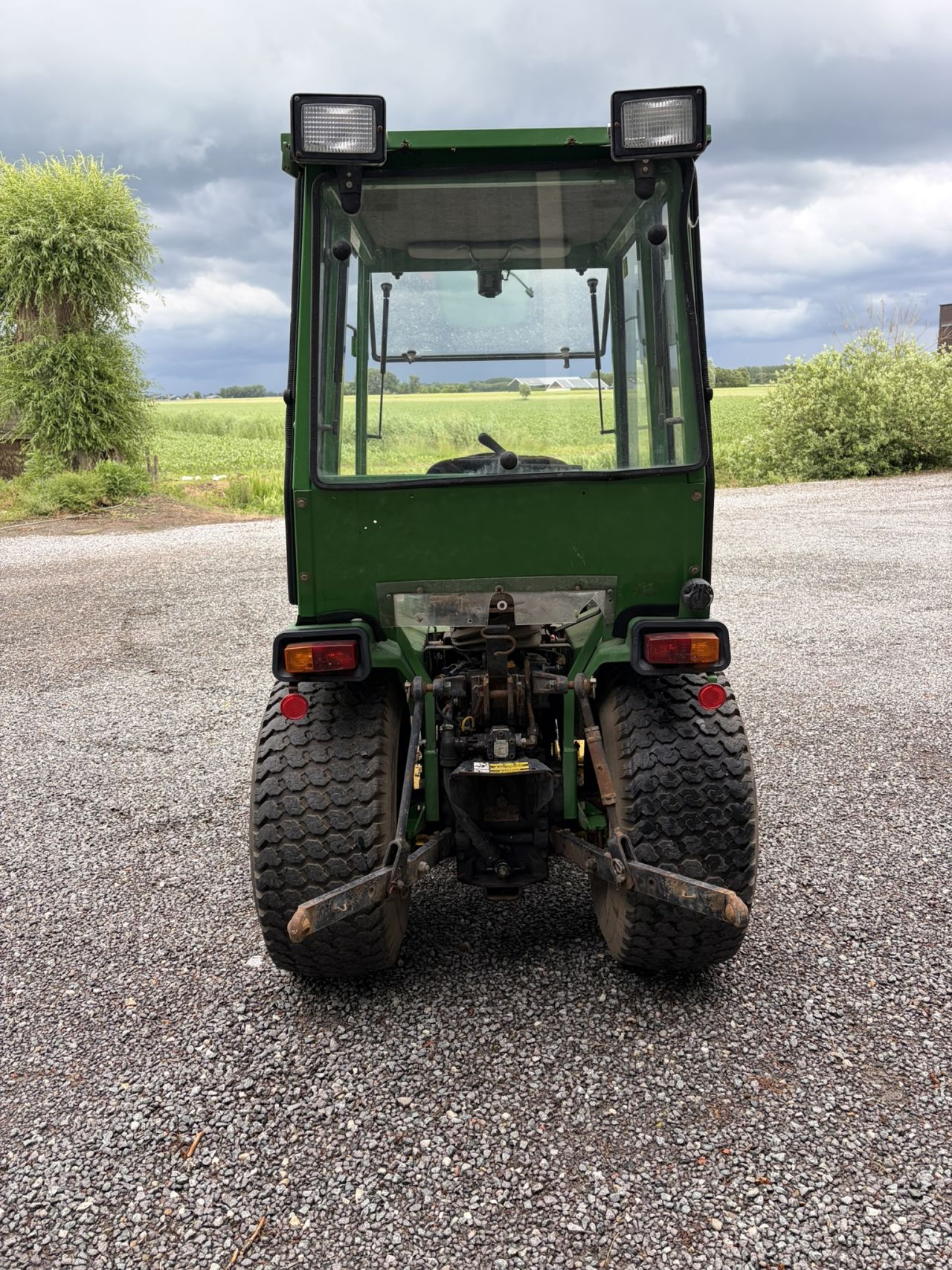 John deere 855 compact tractor met maaidek MARGE