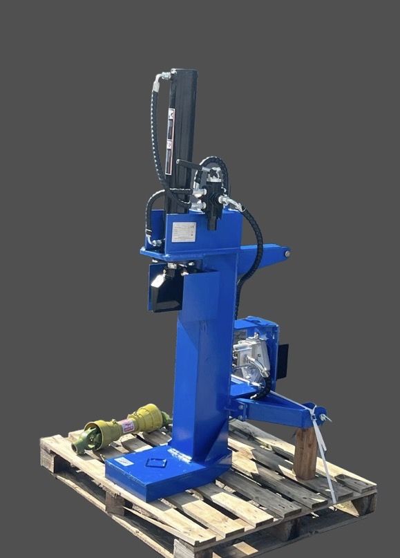 Houtklover 22 ton tbv minitractor - aandrijving dmv aftakas