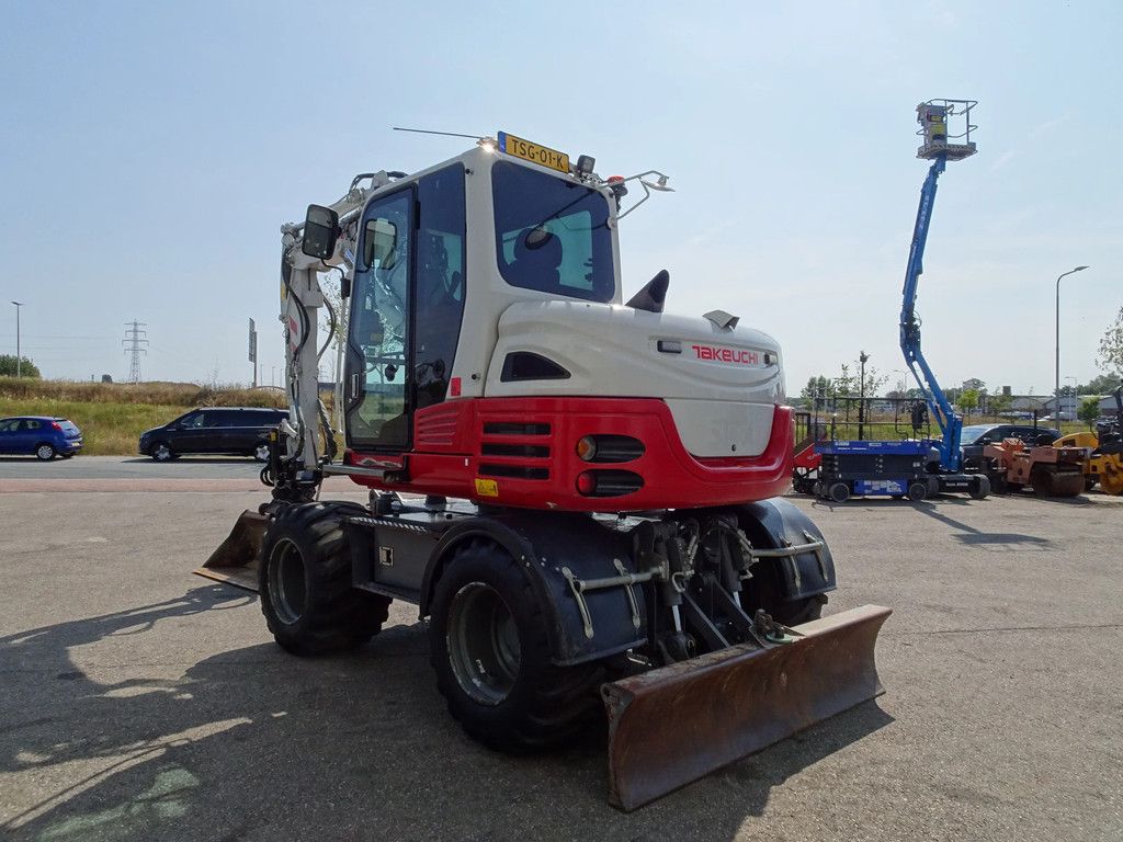 Takeuchi TB295W TB295
