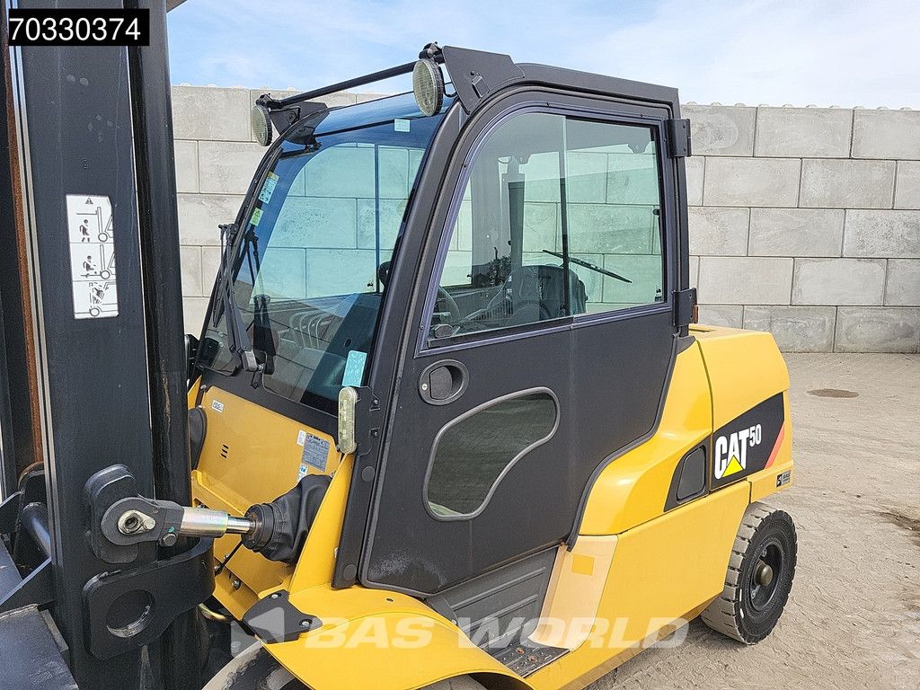 Caterpillar DP50 N Mitsubishi 6 Cilinder engine