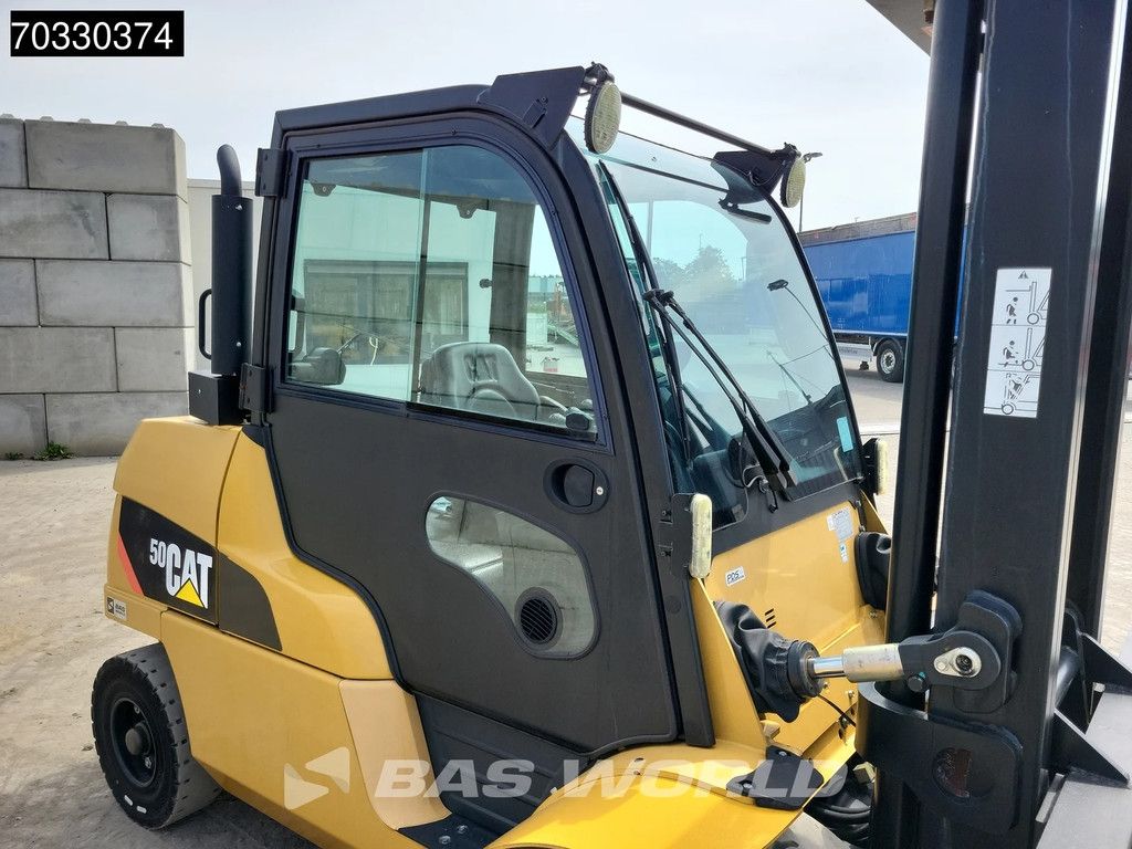 Caterpillar DP50 N Mitsubishi 6 Cilinder engine