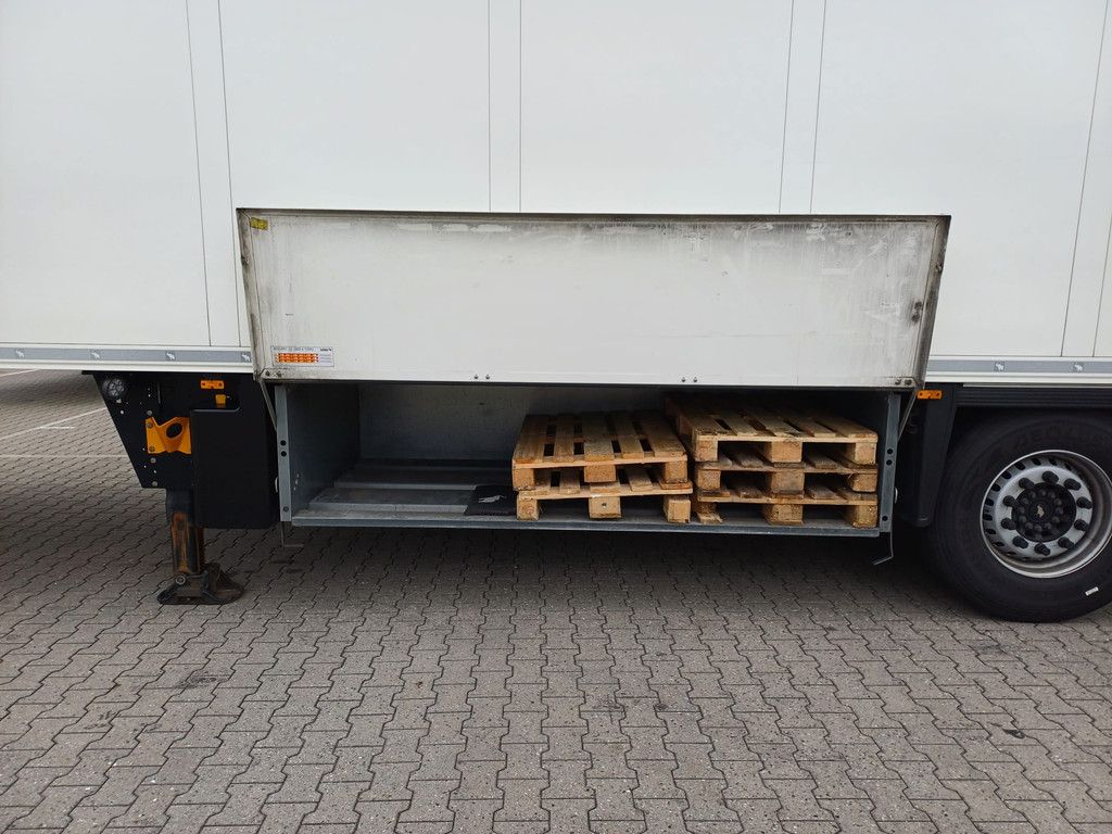 Schmitz Cargobull Carrier Vector HE19MT Multi Temp Double Stock Liftas