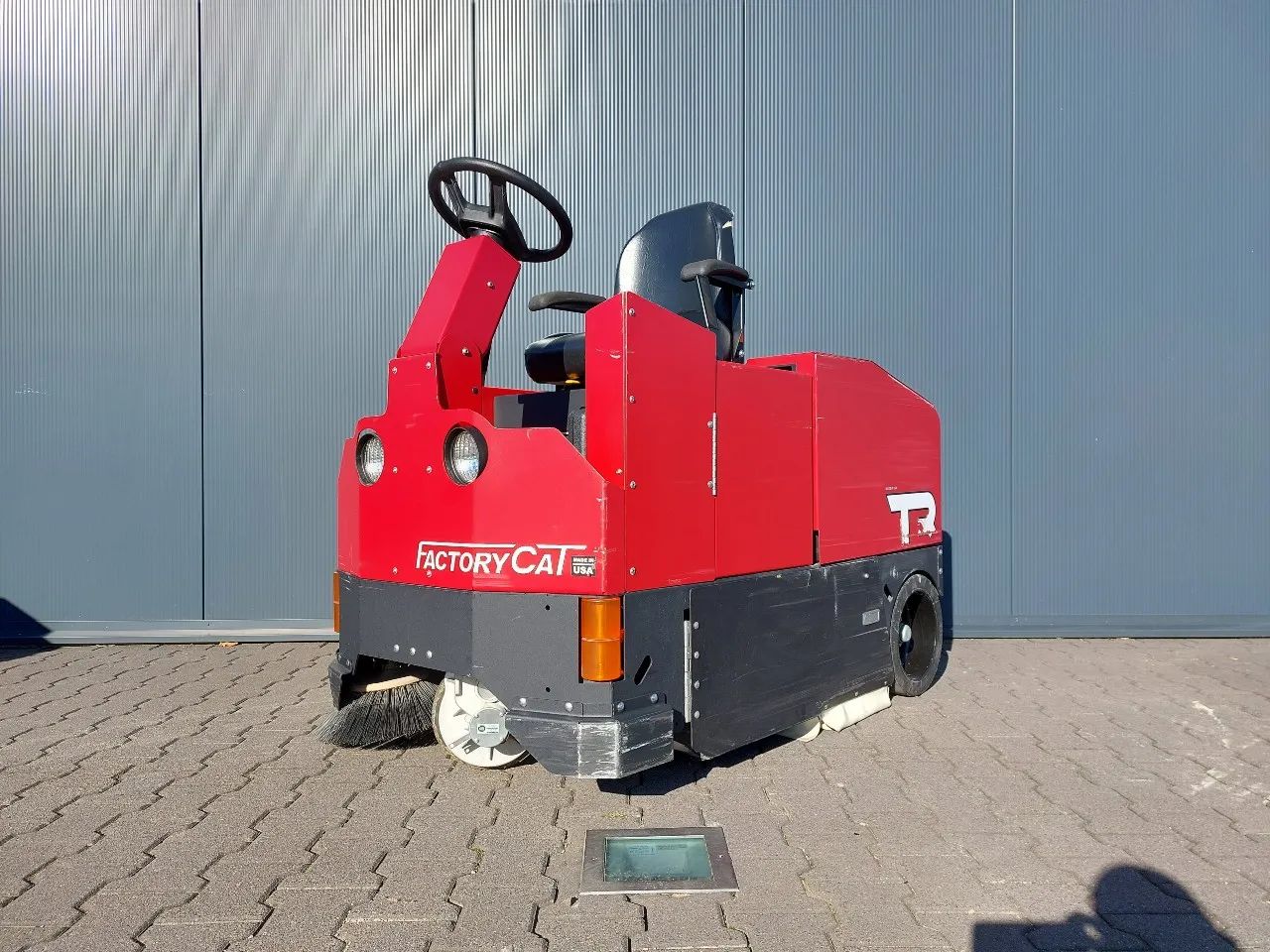Factory Cat TR