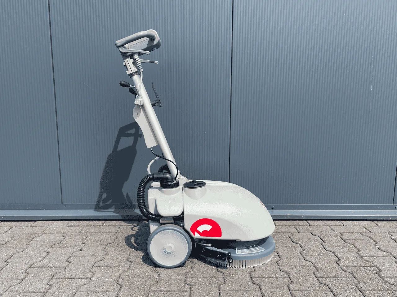 Comac Vispa 35E