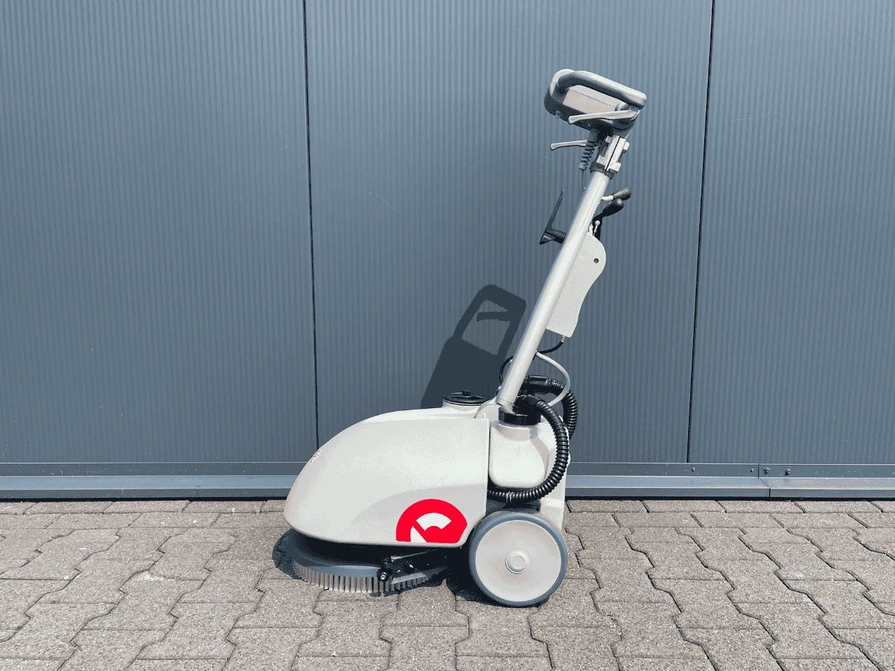 Comac Vispa 35E