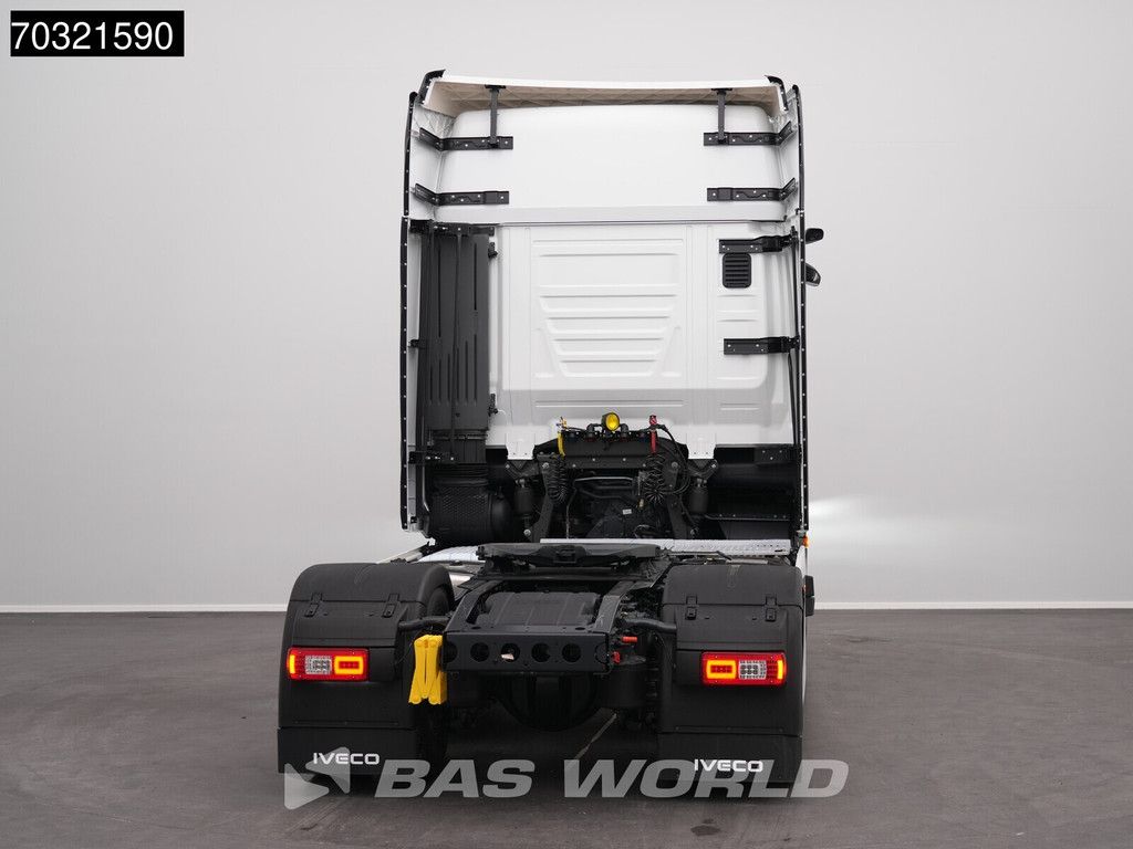 Iveco S-Way 500 4X2 NEW! 2xTanks HPEB Standklima ACC NAVI LED