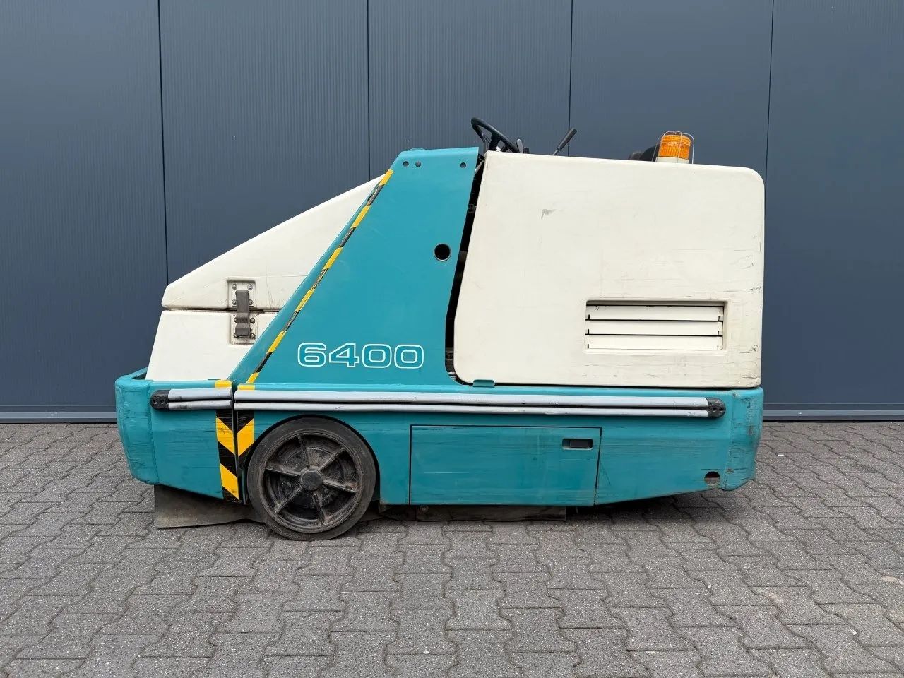 Tennant 6400