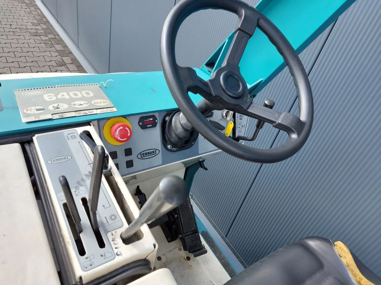Tennant 6400