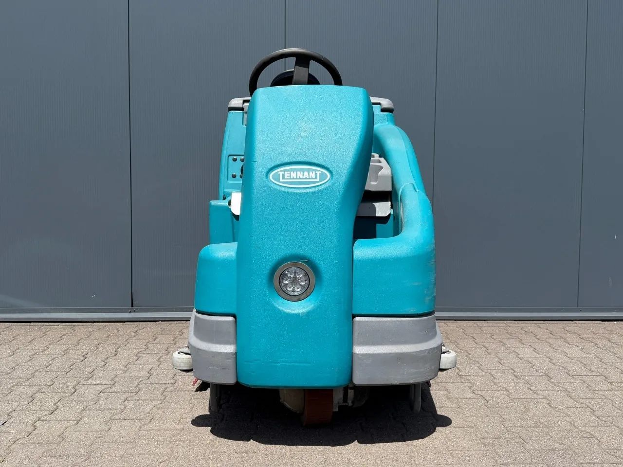 Tennant T16