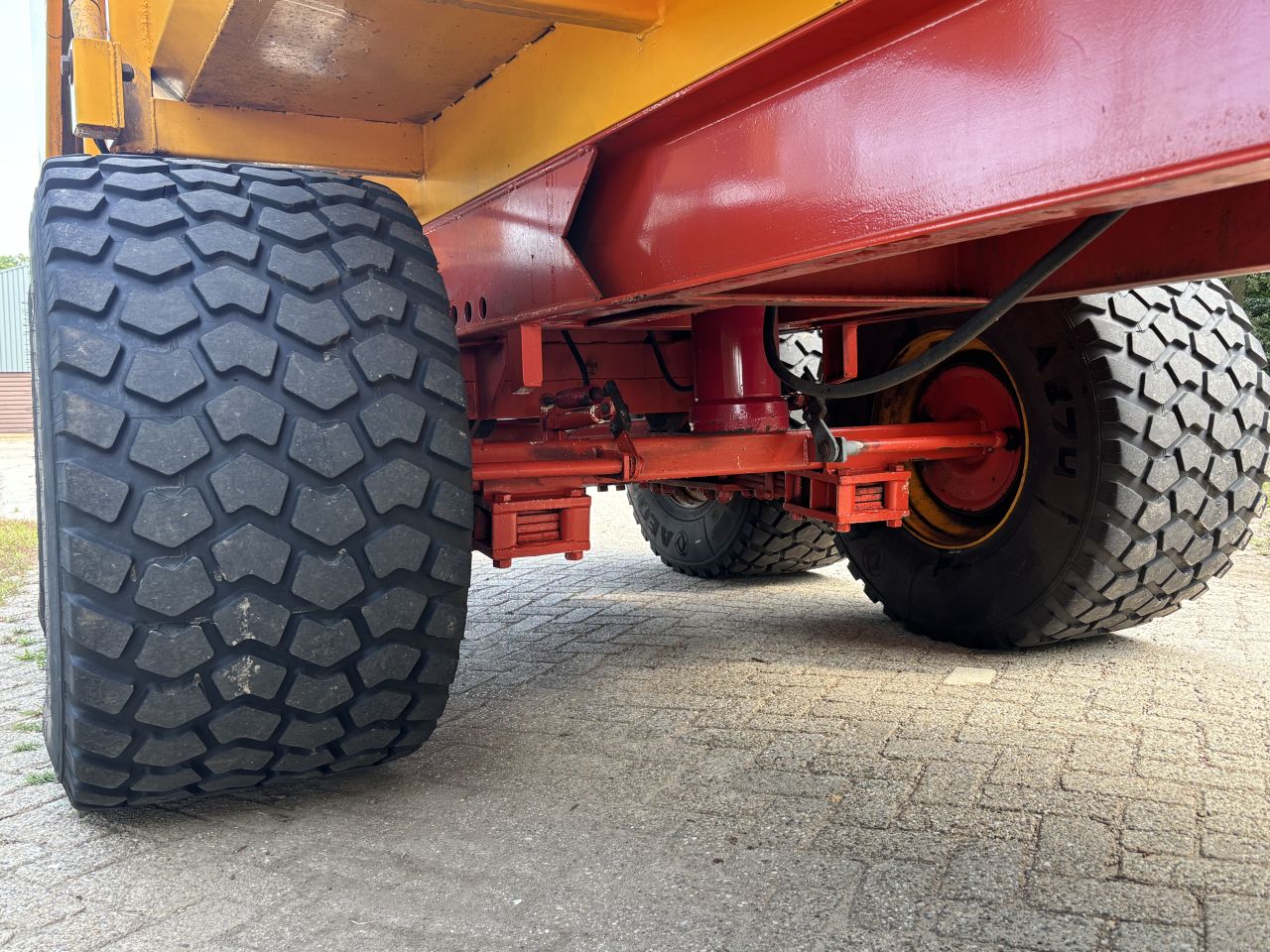 Veenhuis 15 tons kieper kipper bagger silagekieper
