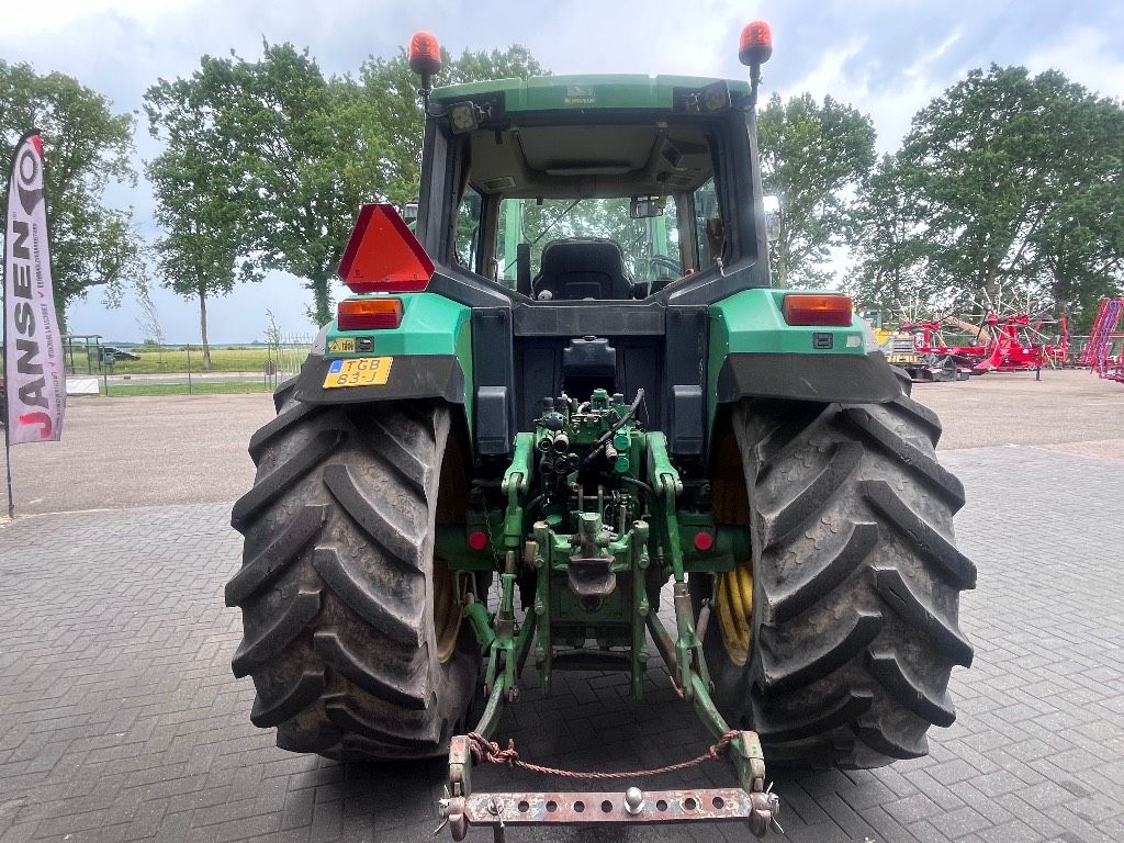 John Deere 6600