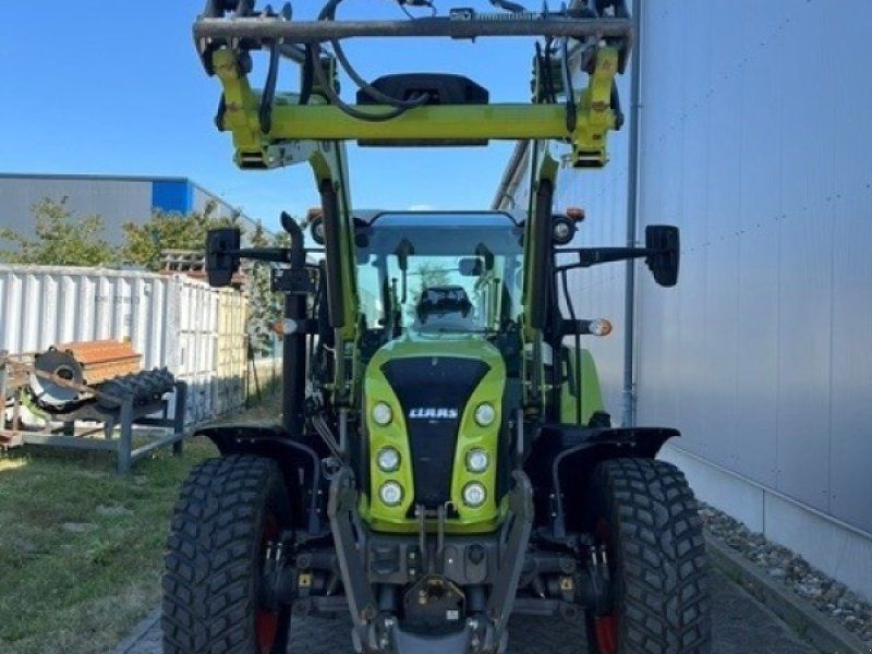 Claas Arion 420 CIS