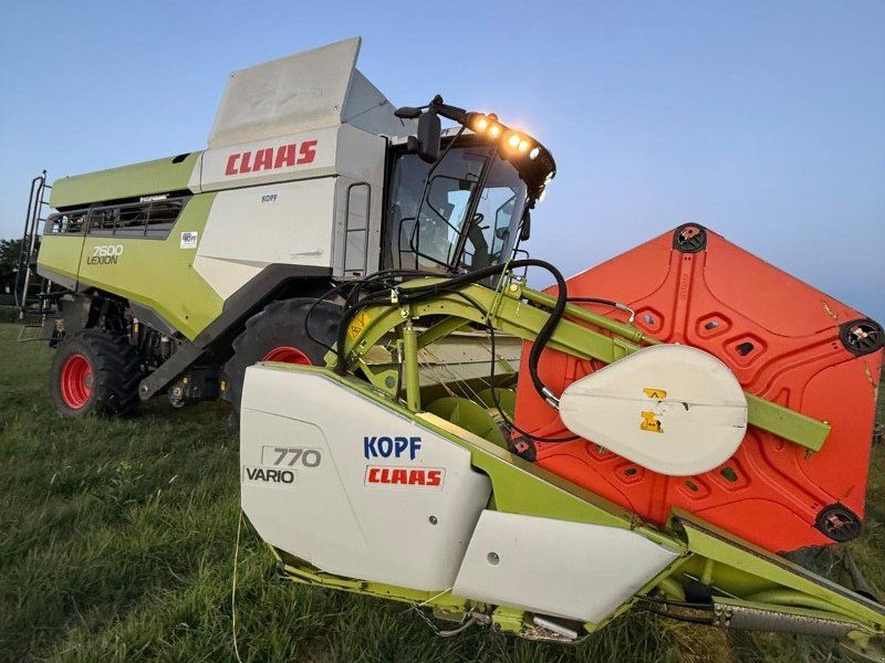 Claas Schneidwerk Vario 770V Auto Contour mit Transportwagen